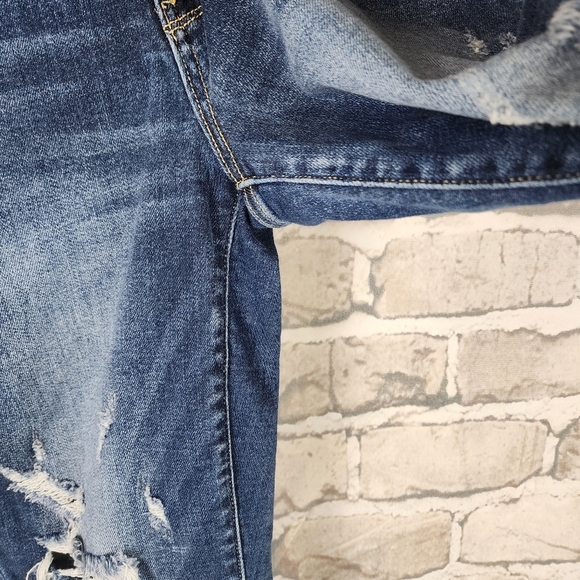 Judy Blue Jeans Boyfriend Fit Distressed Factory Fade Medium Blue Size 5/27 - Picture 9 of 15